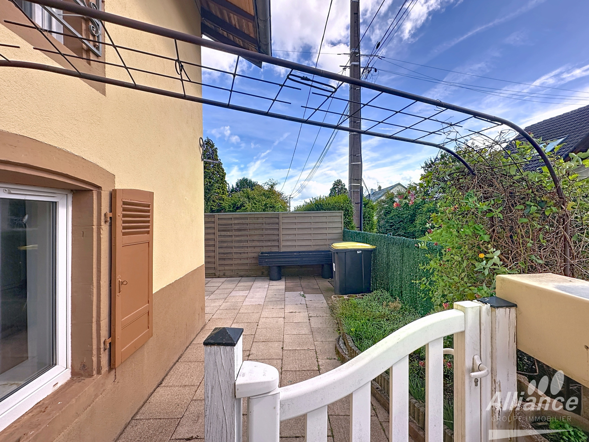 Appartement 3 chambres de 93 m2 en rez de jardin