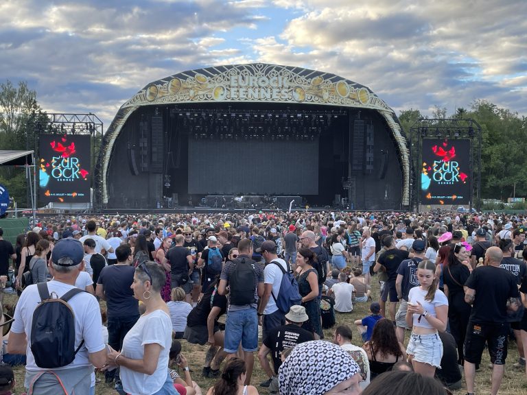 Une foule dense dès le premier jour de l'édition 2026 des Eurockéennes.
