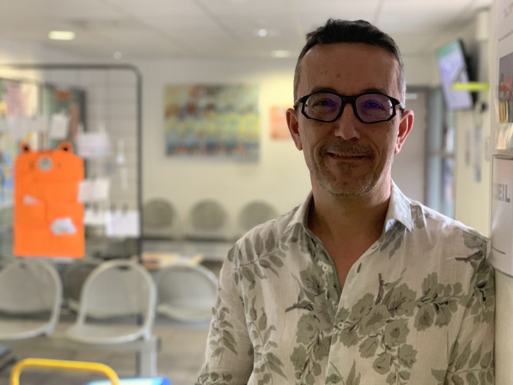 Guillaume Guthleben, directeur de l'association Agir ensemble pour notre santé (AEPNS), qui gère le centre de santé Léon-Blum, aux Résidences, à Belfort.