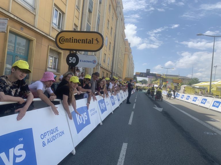 Ligne d'arrivée du Tour de France, le 17 juillet 2026, pour la 13e étape.