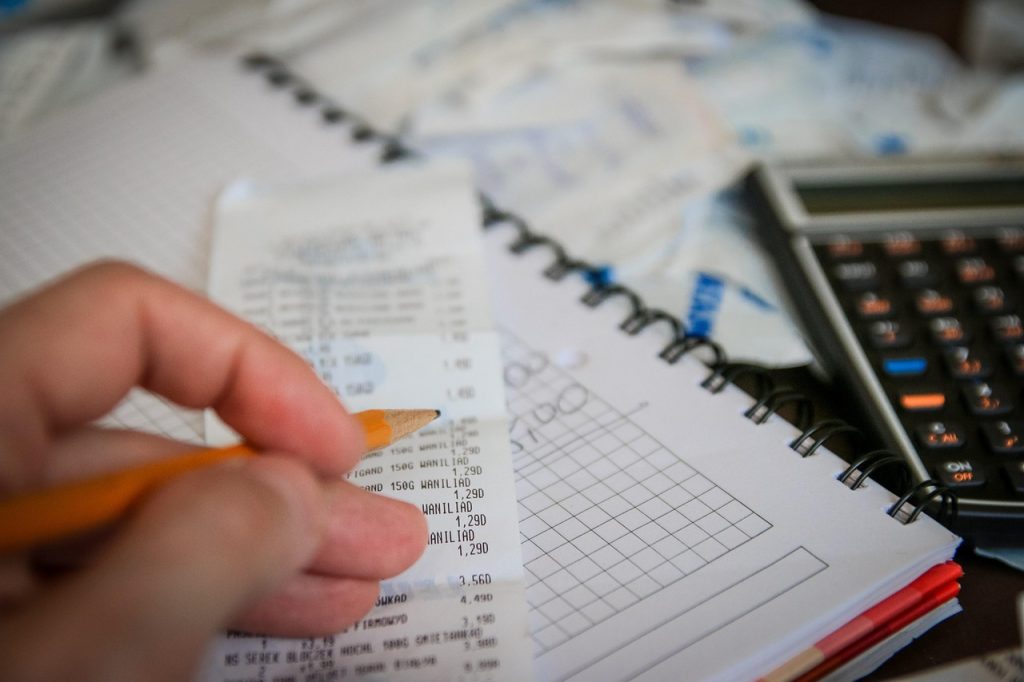 Opération de calcul à partir d'un ticket de caisse.