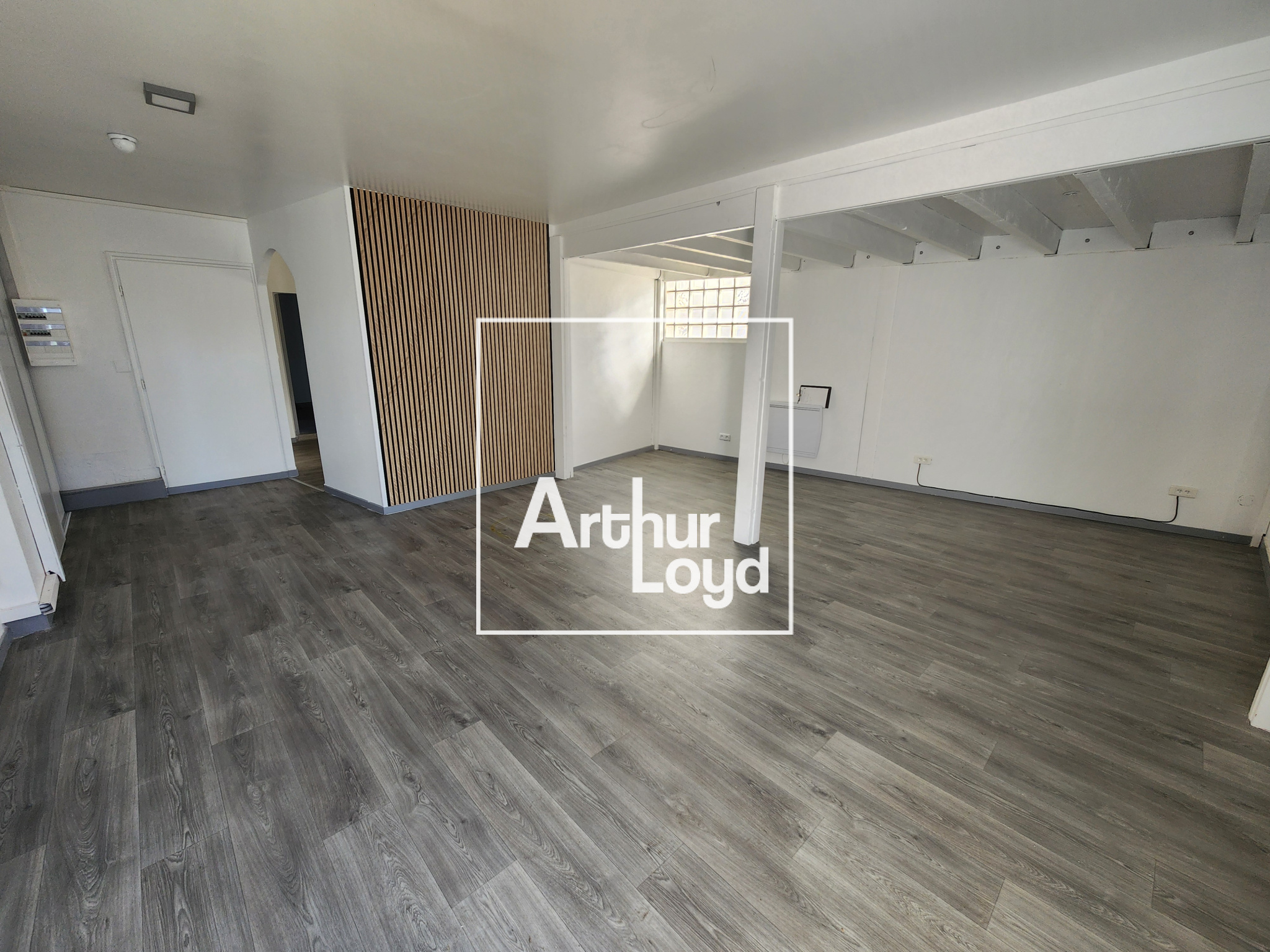 Location local Bavilliers 65 m2 – Axe passant