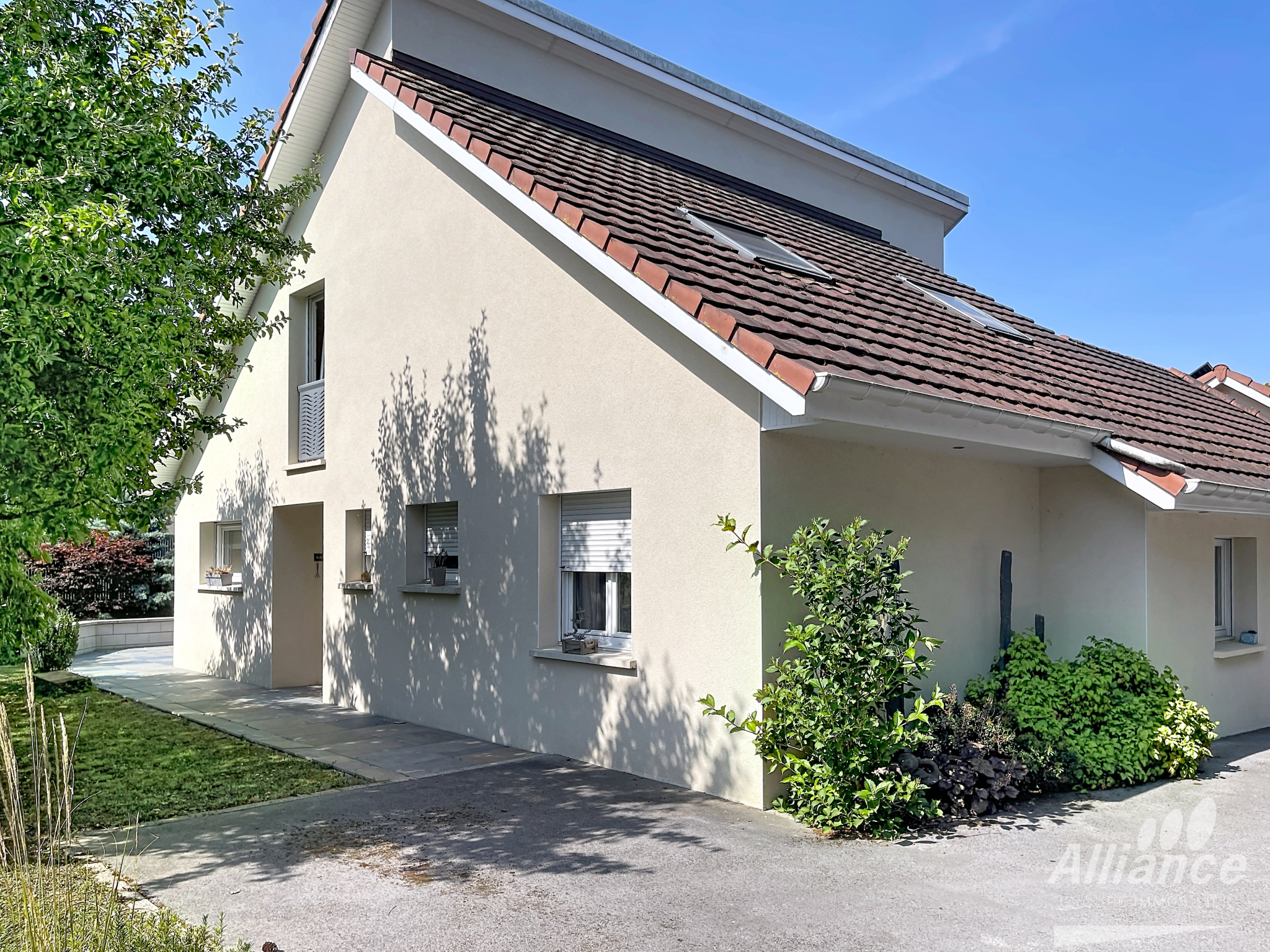 Maison de 2006 avec piscine de 142 m2