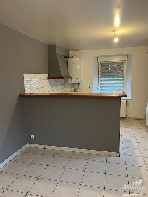 Immeuble de 4 appartements avec 4 garages