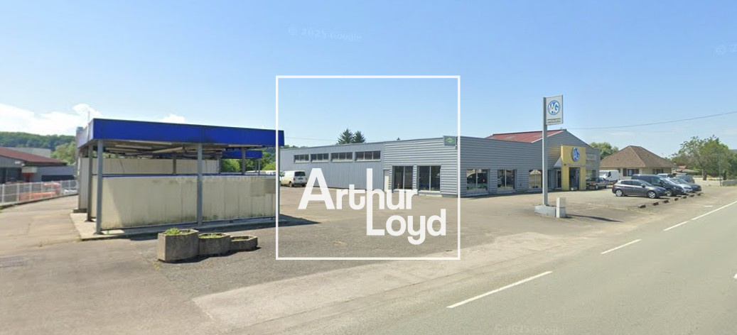 RARE 875M2 BATIMENT ACTIVITE  IDEALEMENT SITUE AXE PASSANT D