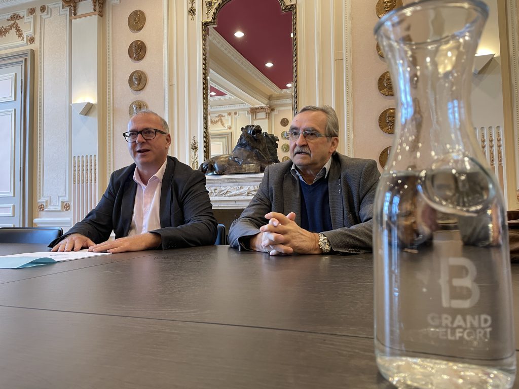 Damien Meslot, président du Grand Belfort, et Philippe Challant, maire de Sermamagny et vice-président chargé de la préservation et de la gestion de l'eau.