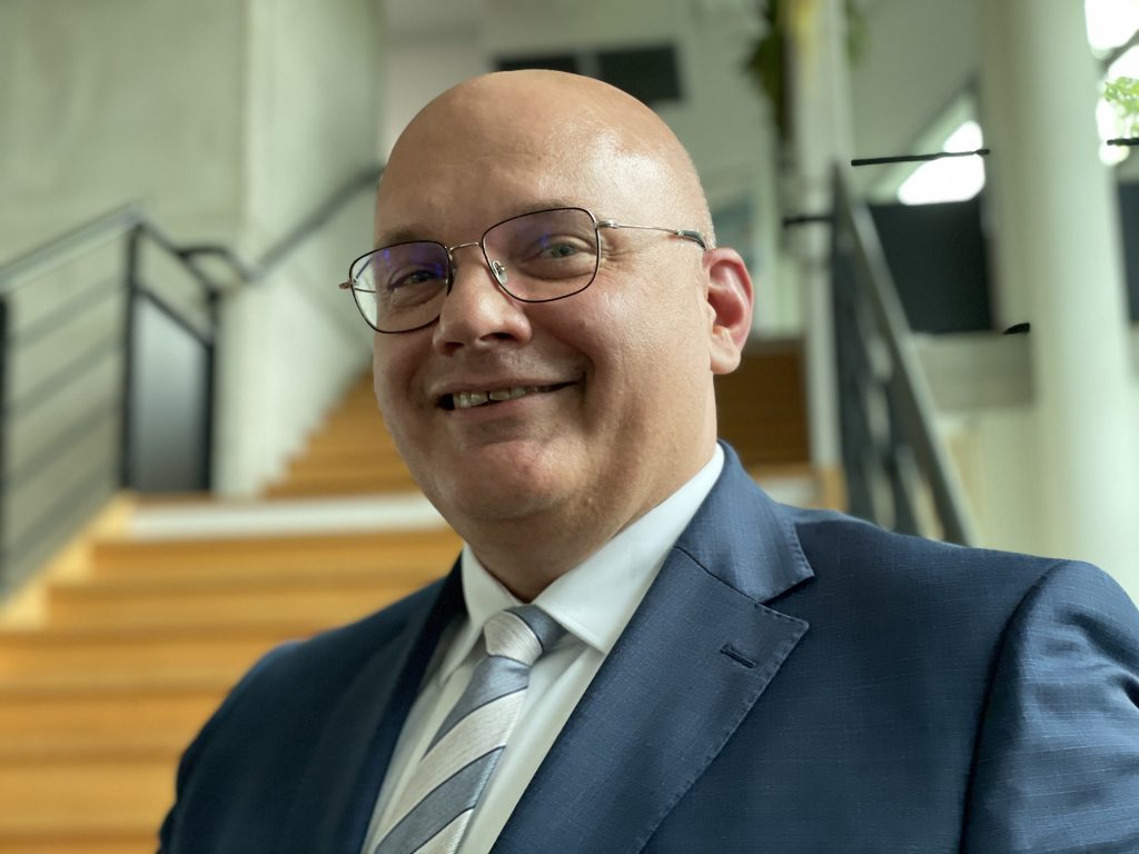 Damien Tournier, président du Pôle Véhicule du Futur, directeur général de Schrader Pacific Adv. Valves.