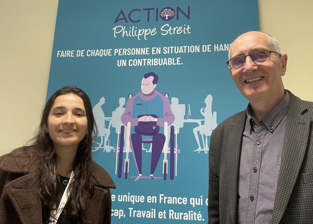 Bernard Streit, président de l'association Action Philippe Streit, et Ayse Kirit, chargée de mission, notamment pour la campagne de dons lancée par l'association.