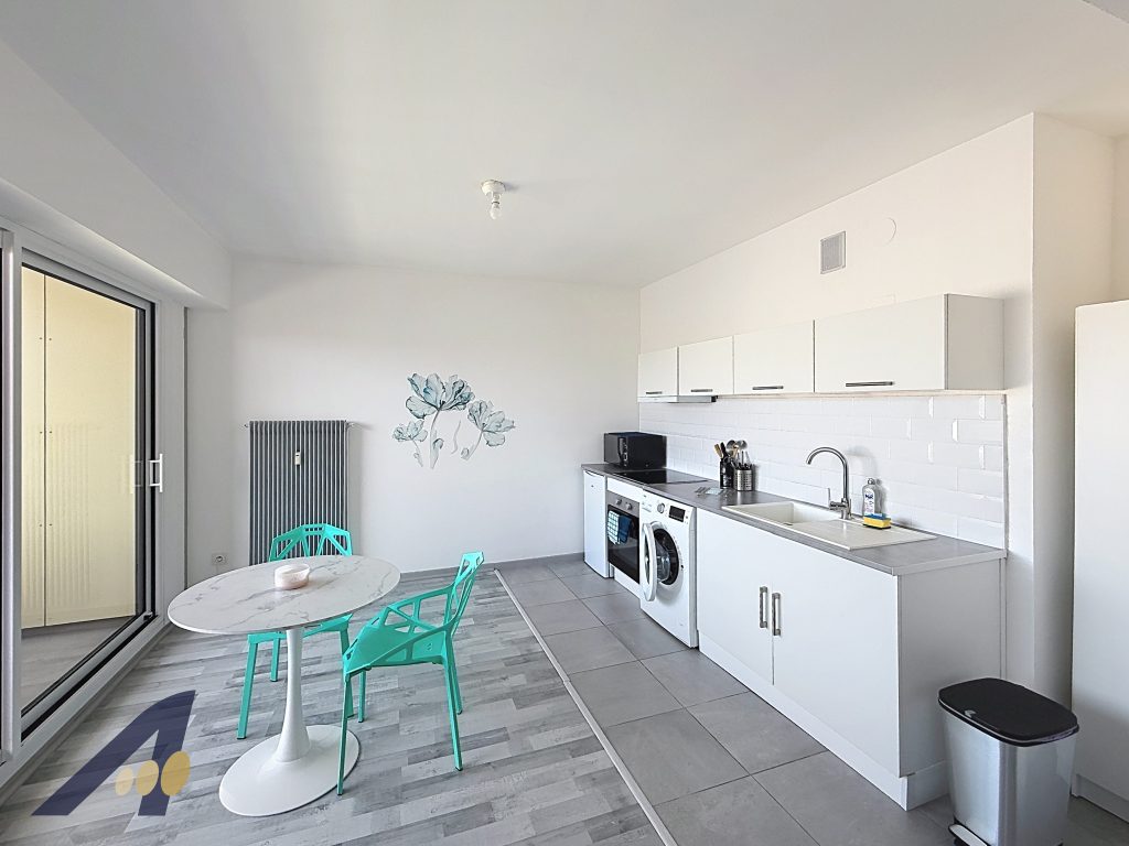 Studio bis 37m2 avec balcon situé au centre de Belfort