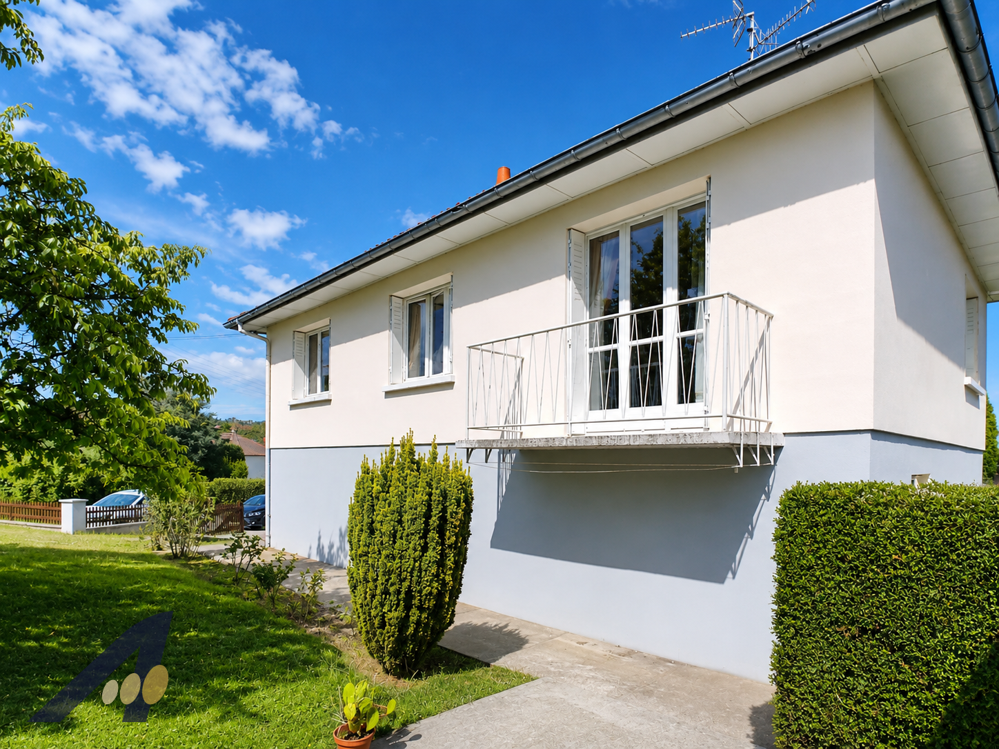 EN EXCLUSIVITÉ À DAMPIERRE-LES-BOIS — photo 1
